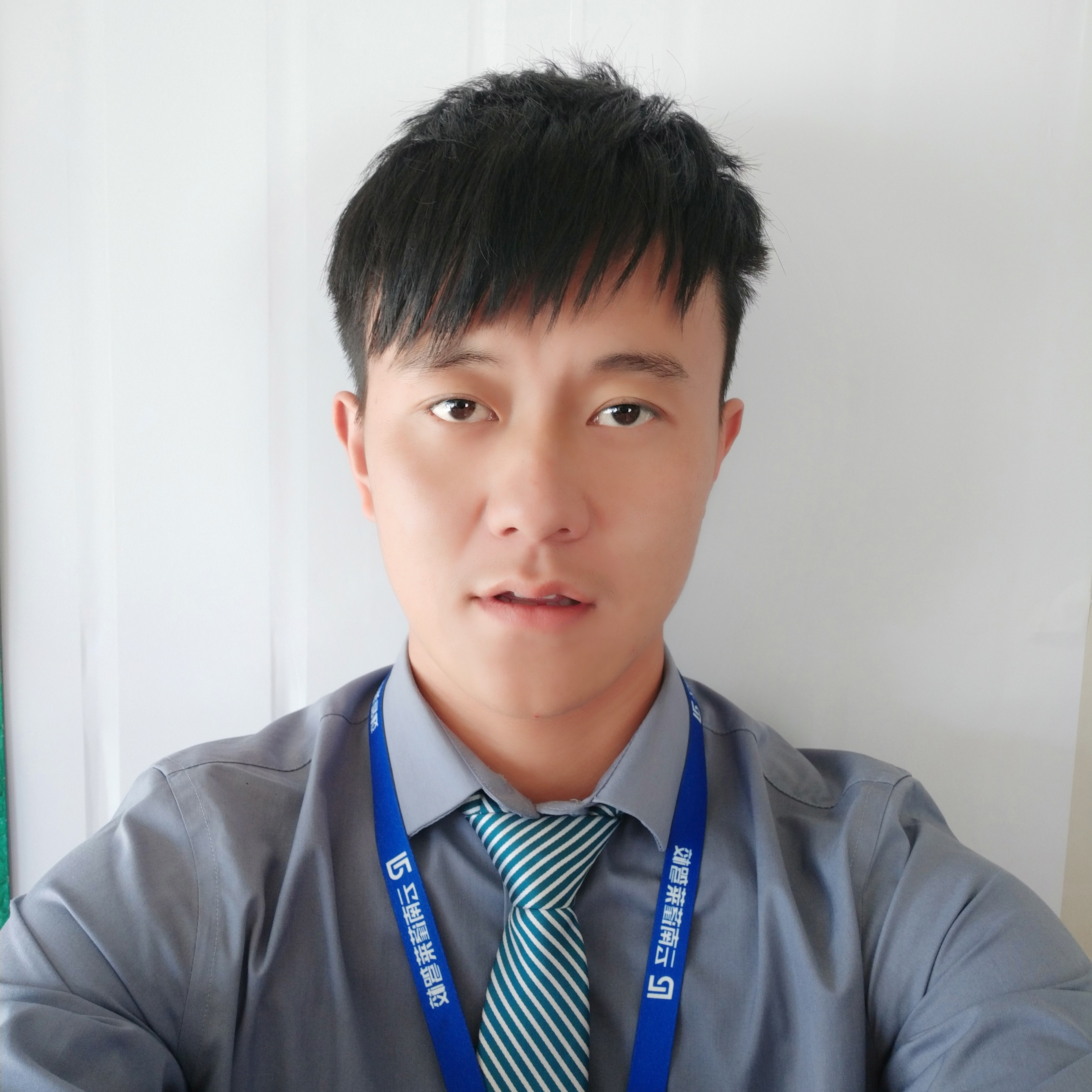 教练图片